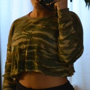 forever 21 camo cropped long sleeve